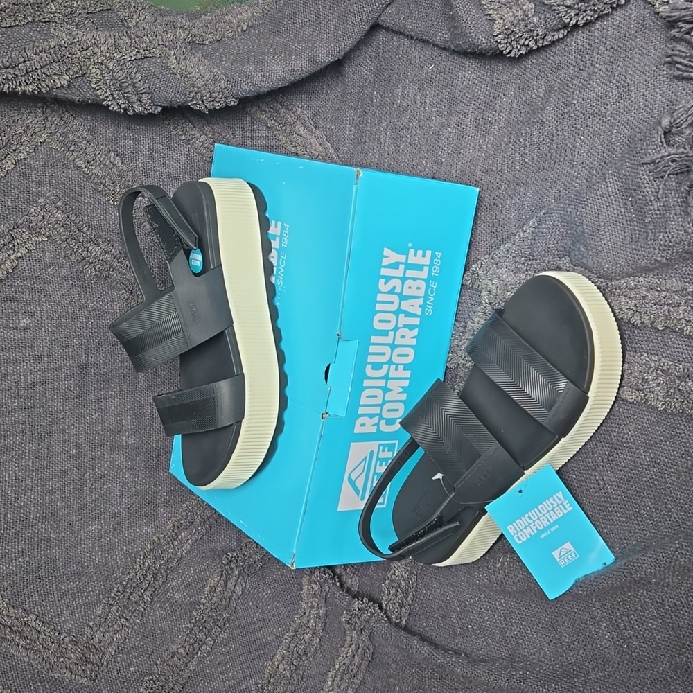 NWT Reef Women's Sandals, Water Vista Higher, Black Vintage, Size 9